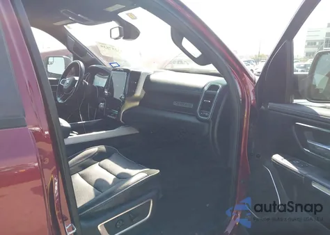 2019 Ram 1500 Laramie 4X2 5'7 Box z USA, uszkodzony, nr VIN 1C6RREJT7KN884745